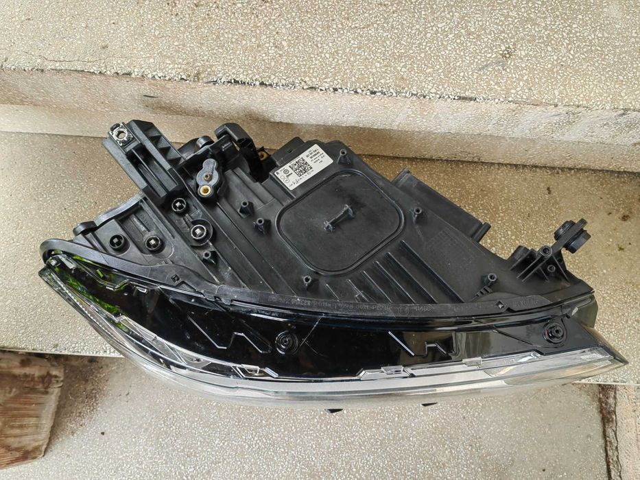Фар VW Passat B8 LED десен / Фар Passat 8 / Фар Пасат 8 Оригинален