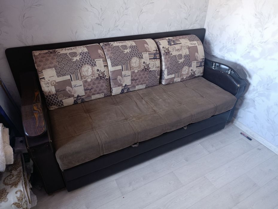 Продам диван кровать стол 3в1