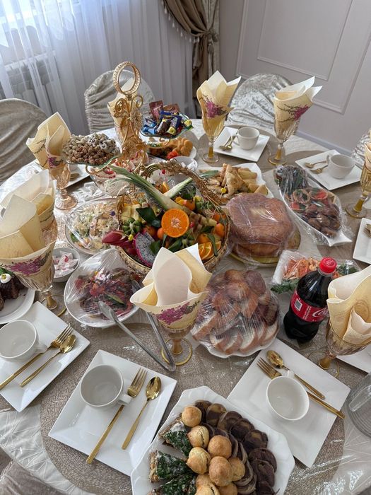 Прозрачные стулья