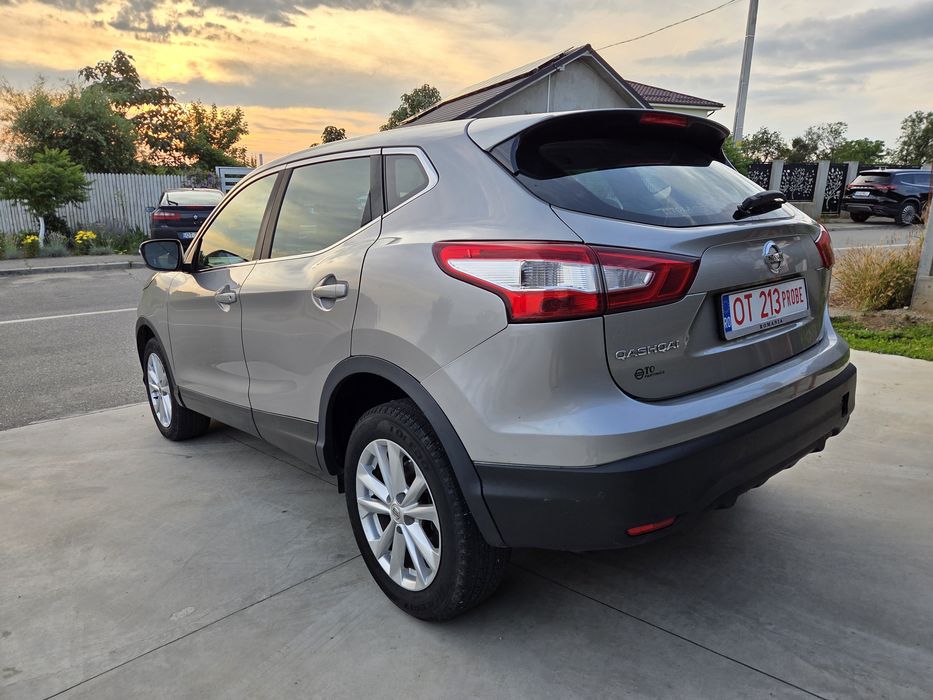 Nissan Qashqai 1.6dci 130cp automat