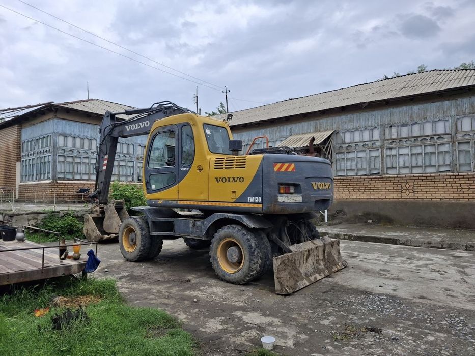 Volvo 130 Ekskavator