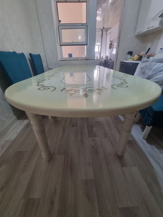 Стол сатылады 65000
