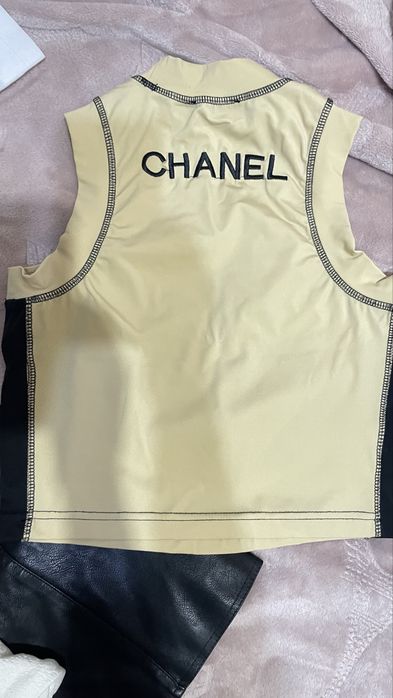 Продам платья топы юбки