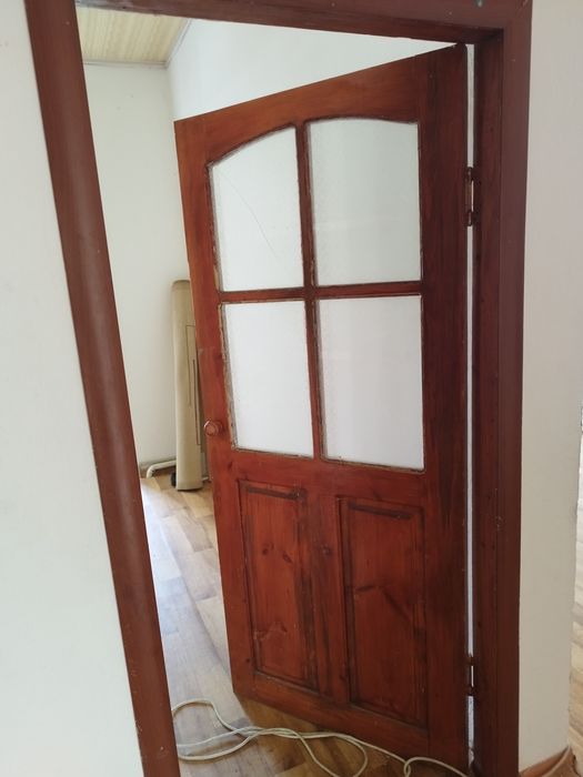 Деревянные окна и двери