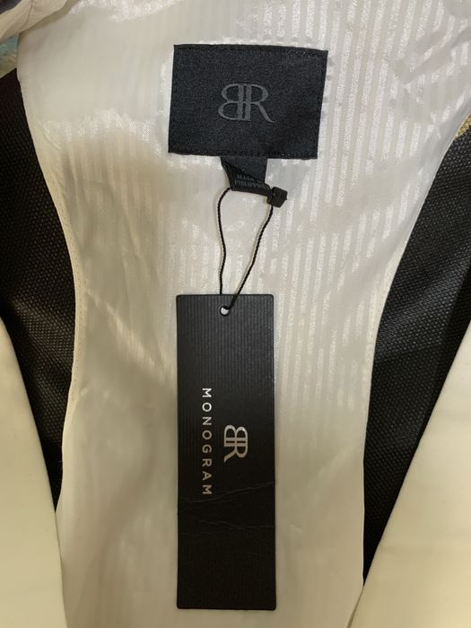 Женская жилетка под пиджак или рубашку