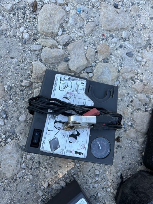 Оригинални компресори за помпене на гуми