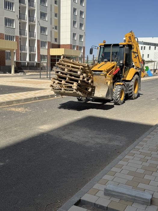 Екскаватор погрузчик бобкат малютка 140 екс