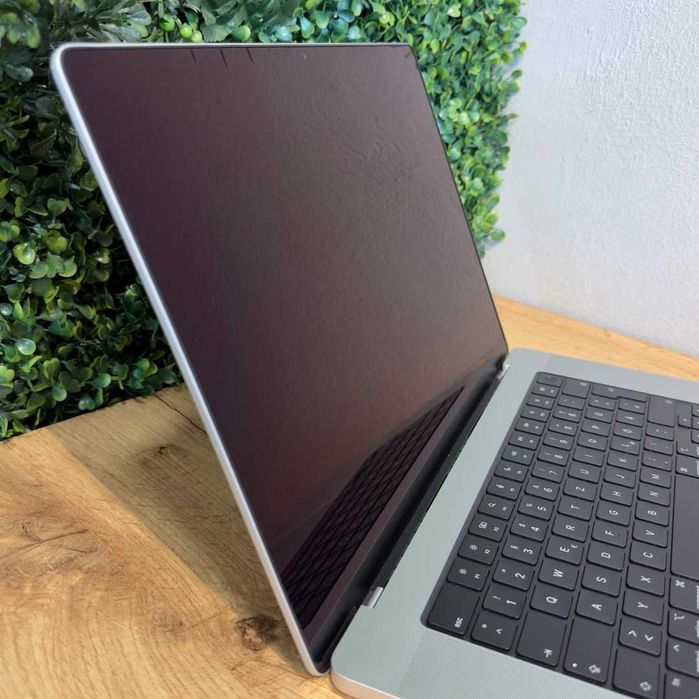 MacBook Pro 16 M1 Pro SSD 512GB RAM 32GB - GARANTIE 12 LUNI