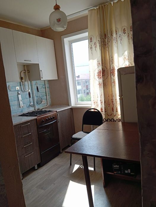 Возьмём девушку на подселение