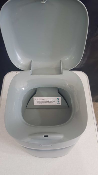 Coș de gunoi pentru nisipul pisicilor