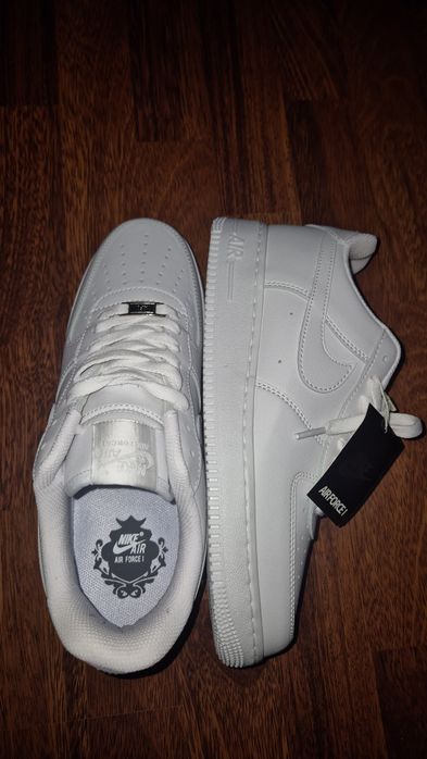 Nike airforce 1 white