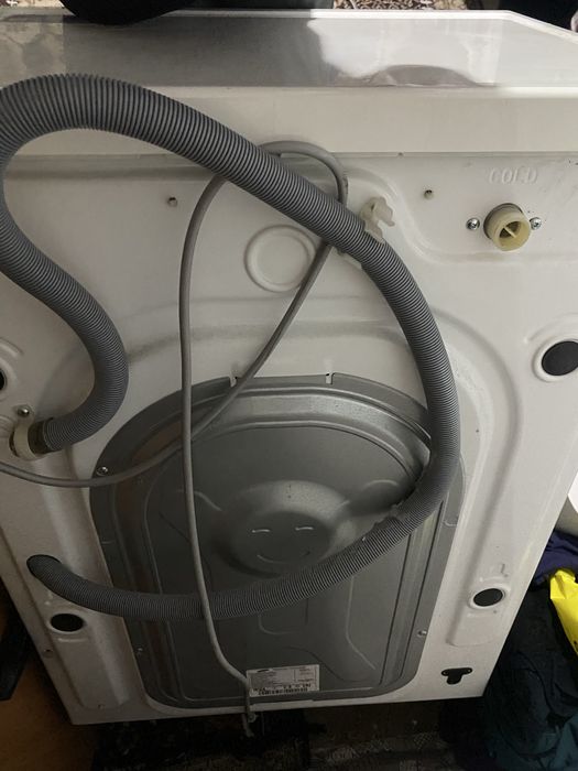 Продам стиральнуя машину