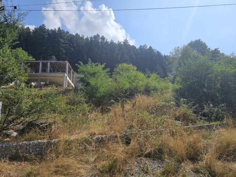 Парцел в регулация