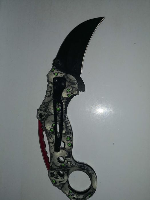 Продавам,Индонезийски нож /КARAМBIT/Кали/Арнис/Ескрима