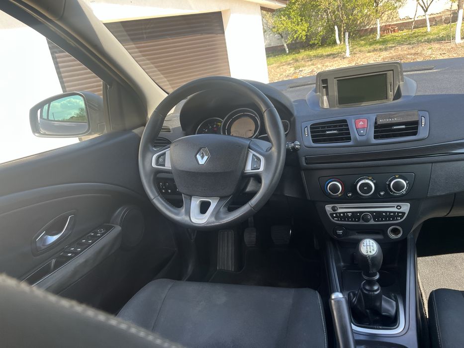 Renault megane 1.6 benzina euro 5