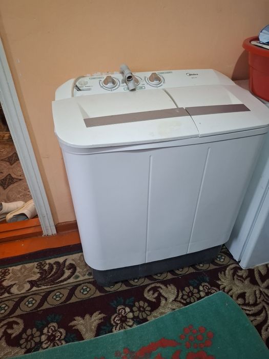 Продаётся полуавтомат стиральная машинка 25тыс