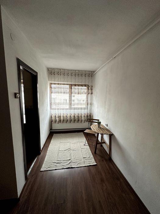 Vand garsoniera cf 1, strada 9 Mai, Tg-Jiu