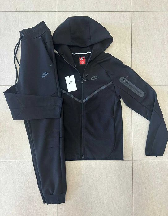 Trening Nike Tech Fleece - Negru - PREMIUM