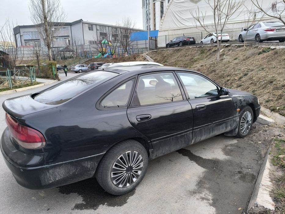 Мазда 626  хеджибек