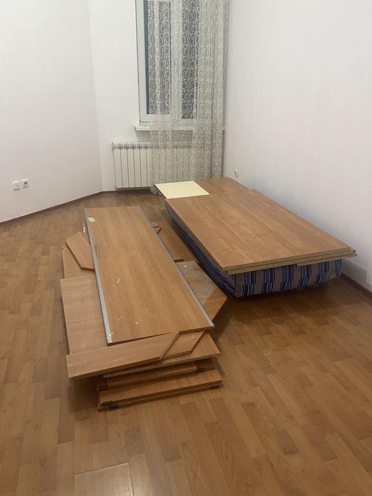 Спальный гарнитур