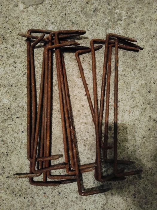 Продам скобы для стропил