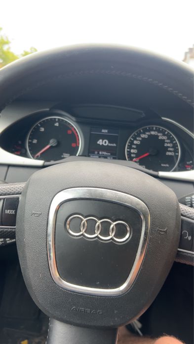 Audi a4 b8 2.0 tdi