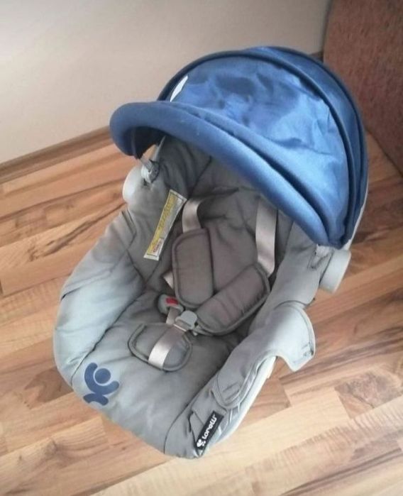 Продавам Бебешко столчее