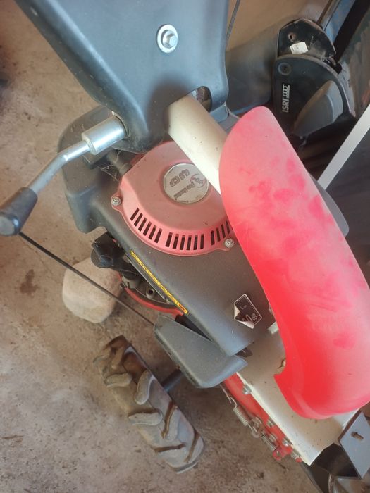 Motocositoare pe benzina O-MAC