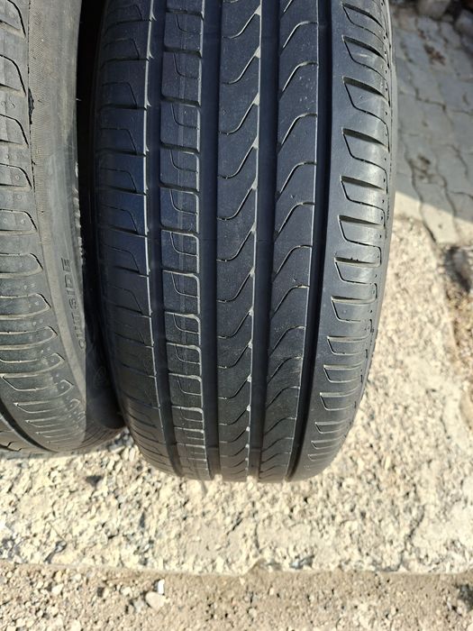 Продам шины 225/55/17 пирелли