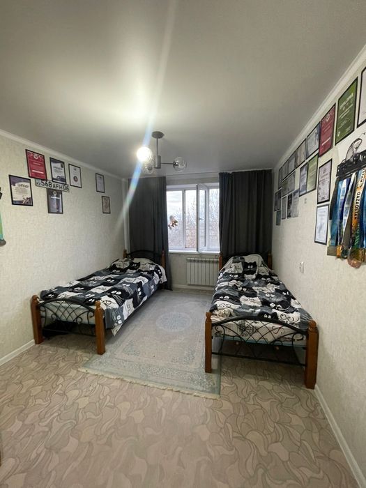 Продам 4ком в 6 мкрн