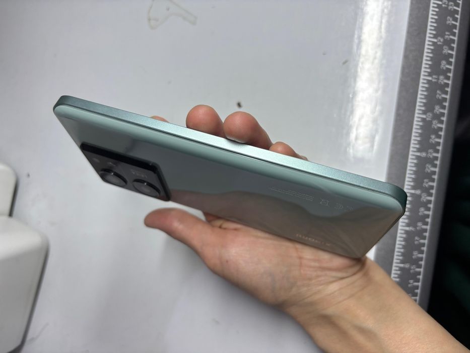 Xiaomi 13 T             .