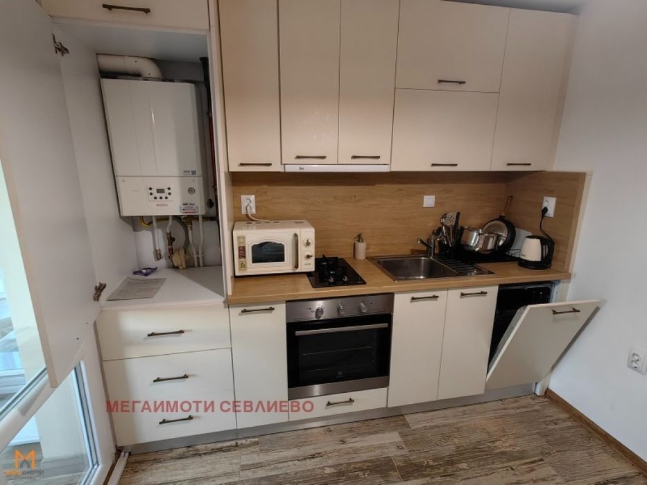 Продажба 2-стаен гр. Севлиево - гр. Севлиево 65m²