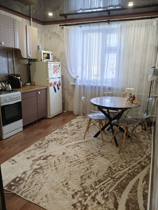 Продам общежитие Есенжанова 1