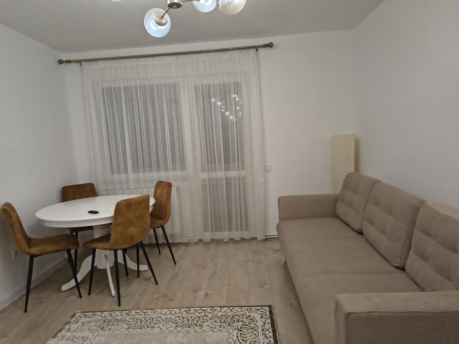 Apartament pentru inchiriere,2 camere,recent renovat