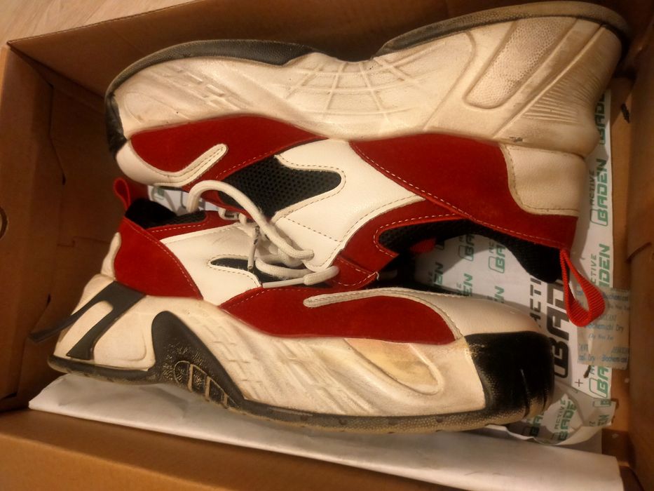 Продам босоножки