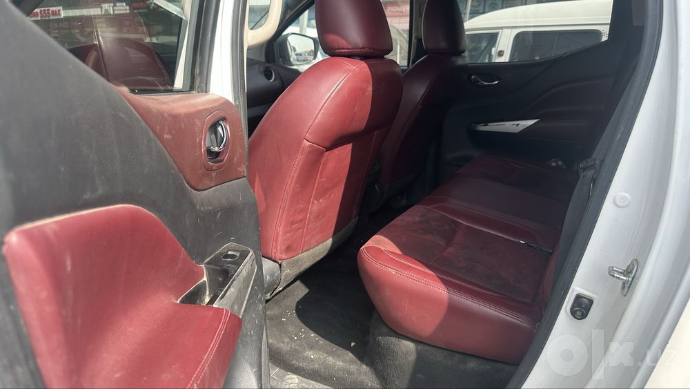 Nissan Navara LE 2017 год
