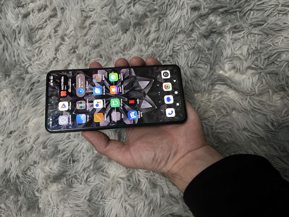 Продам Телефон Redmi Note 11 Pro Plus 5G 256Gb