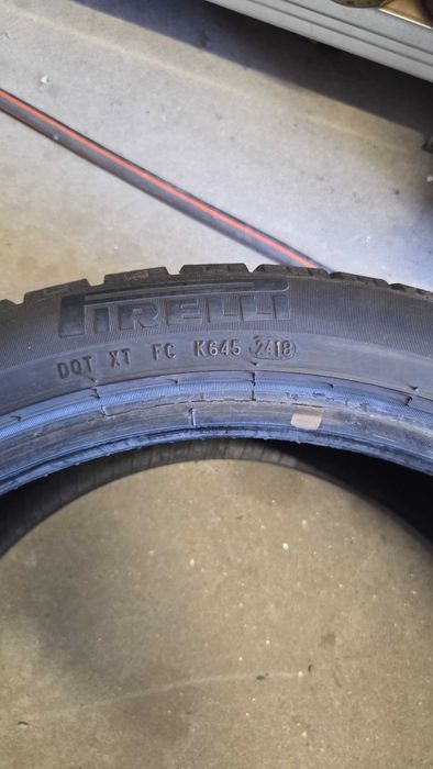 4 зимни гуми Pirelli Winter 240 Sottozero 235/40 R19 92V