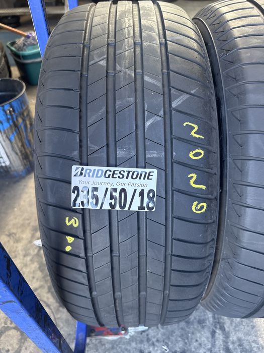 235/50/18 Bridgestone