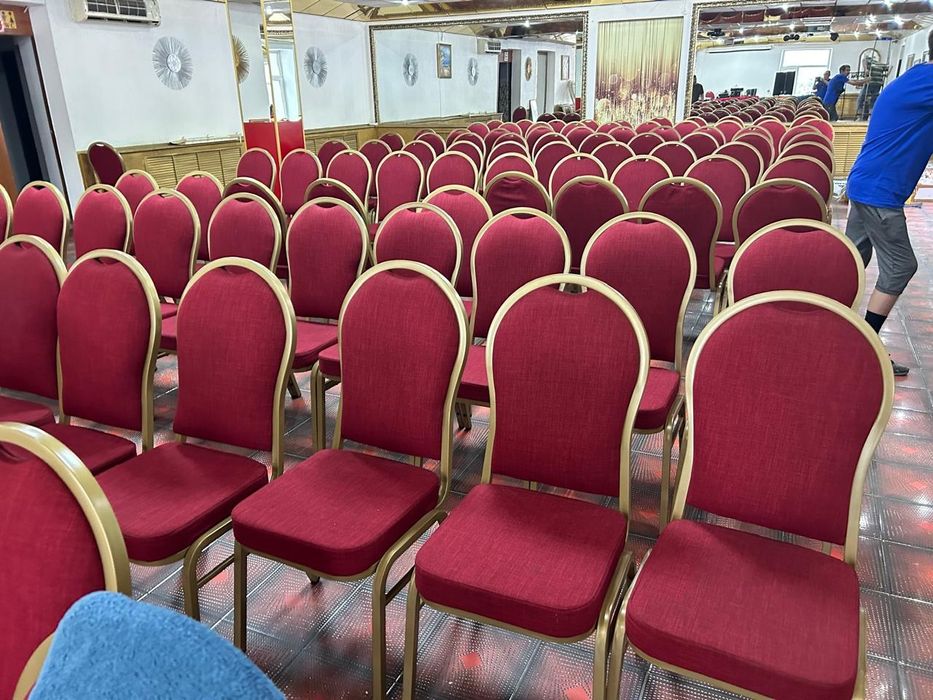 Продаются  стулья, в отличном состоянии