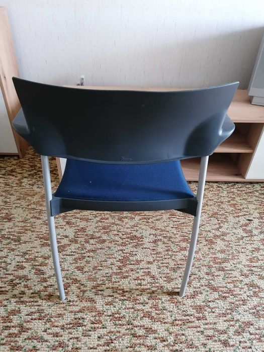 Столове Kinnarps Square One