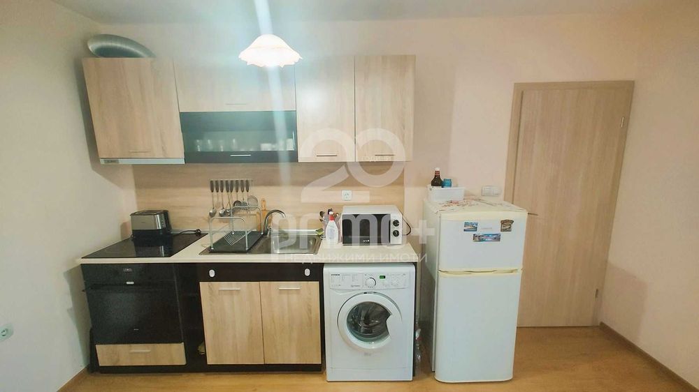 Продава се Тристаен апартамент в Велико Търново, Център - 78 кв.м за 1642 €/кв.м - Снимка #2
