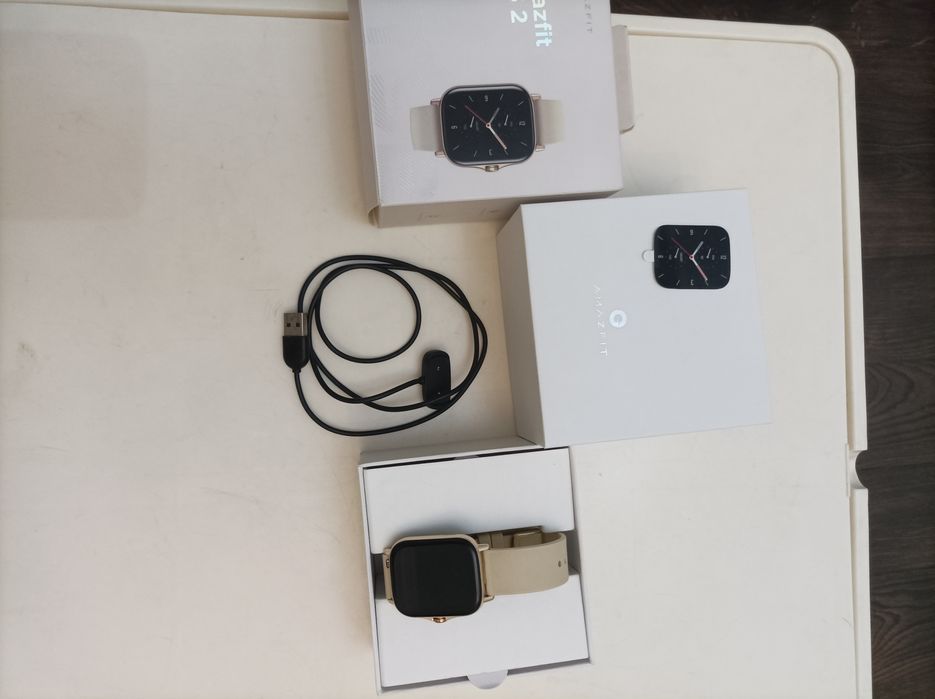 Умные часы Amazfit GTS 2  как новая, подарили куплена немного дороже