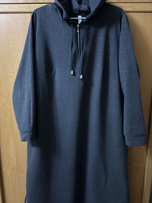 Женское платье  спортивного типа