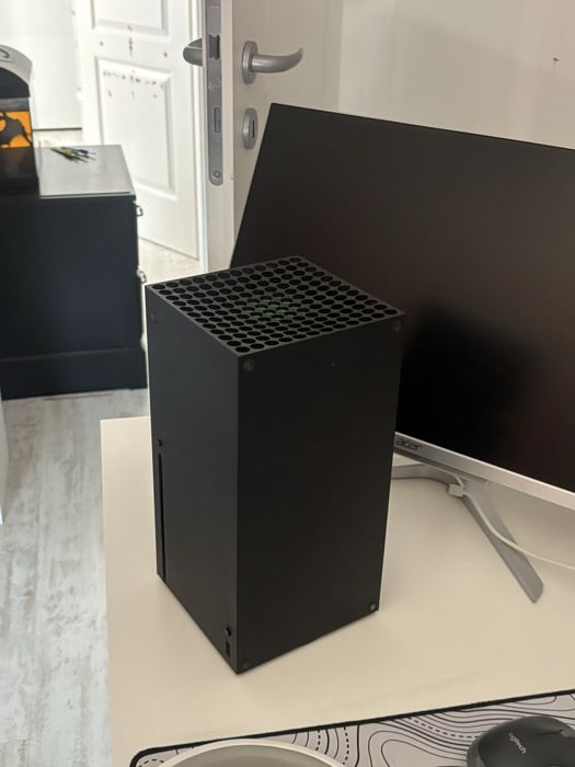 X box series x 1tb