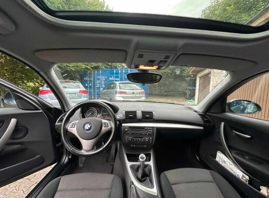 BMW Seria 1 E87 2.0 | Trapă | Xenon Adaptive | Senzori Fata/Spate