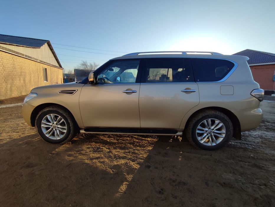 СРОЧНО Nissan Patrol  2012