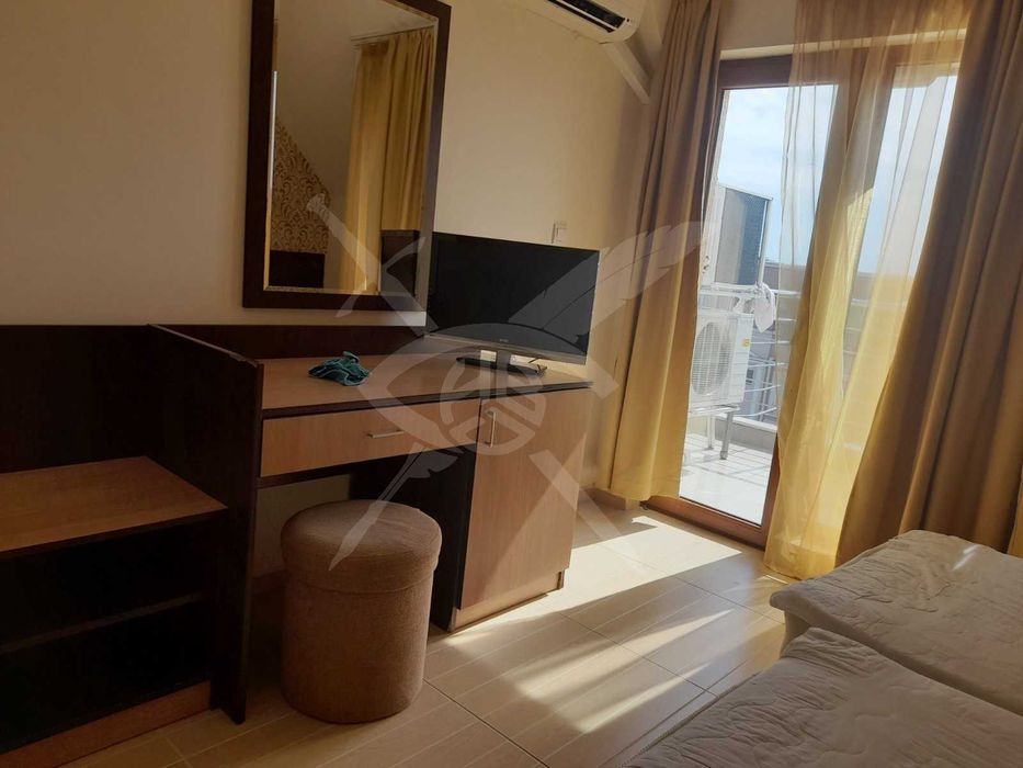 Дава се под наем Едностаен апартамент в Несебър - 38 кв.м за 498.27 € - Снимка #1