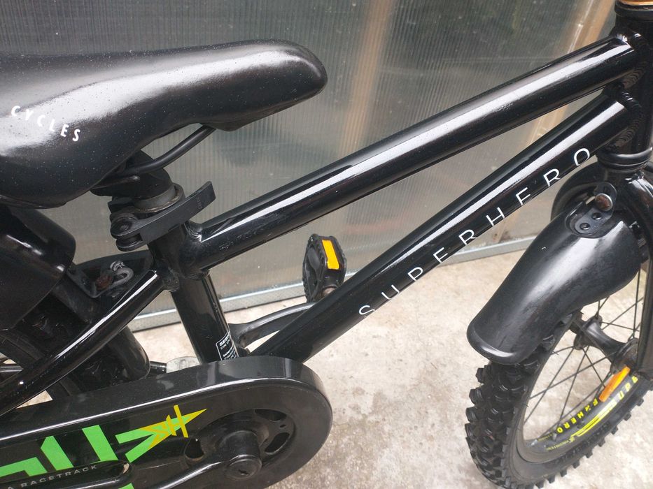 Bicicleta Copii Serious Superhero (16' Dirt jumper) 3-7 ani