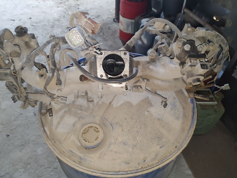 Коллектор ор впускной Субару форестер